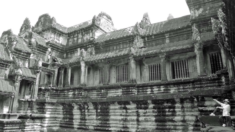 bw scale of angkor interior woman points.jpg