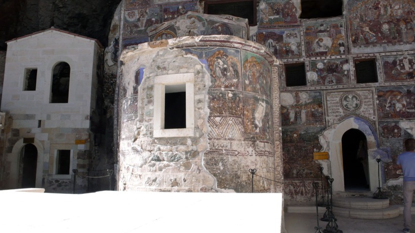 entrance w frescos doors.jpg