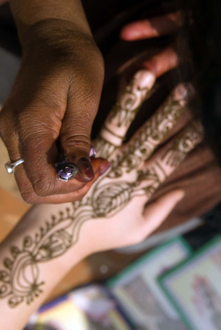 henna hands 2.jpg