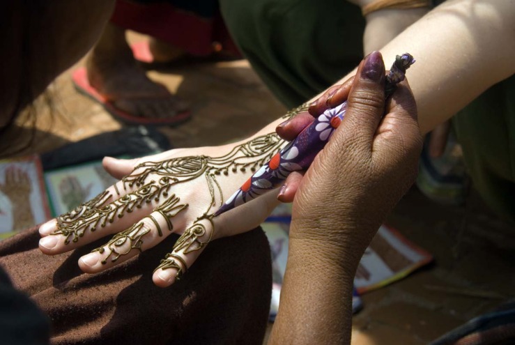 henna hands 4.jpg