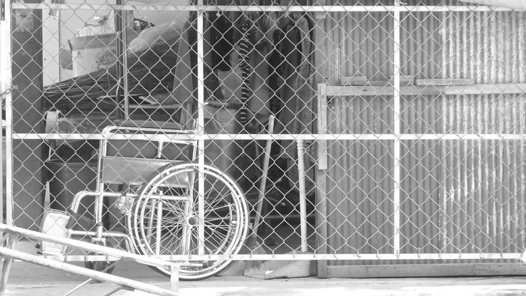 wheelchair fence2.jpg