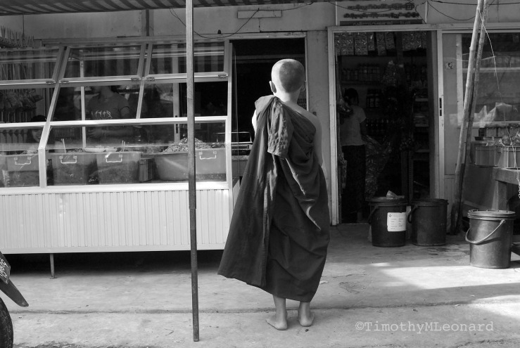 monk waits.jpg