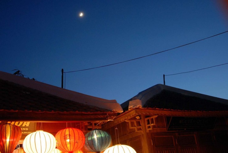 moon wires lanterns.jpg