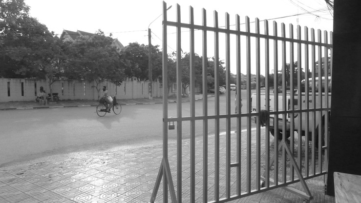 through gate.jpg