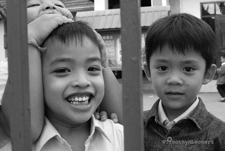 two kids fence.jpg