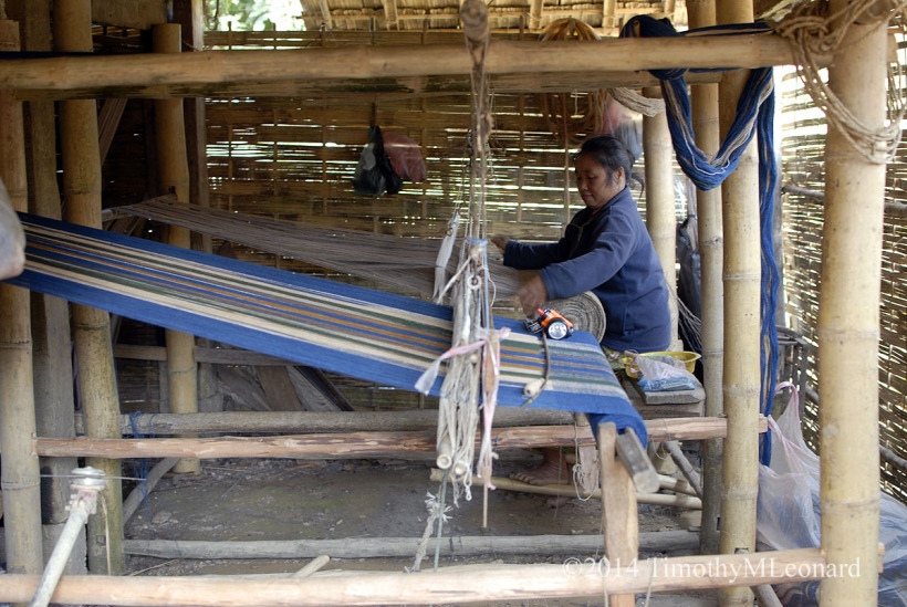 weaver loom.jpg