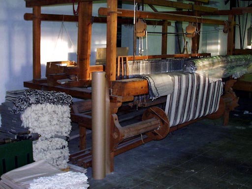 wool machines 1.jpg